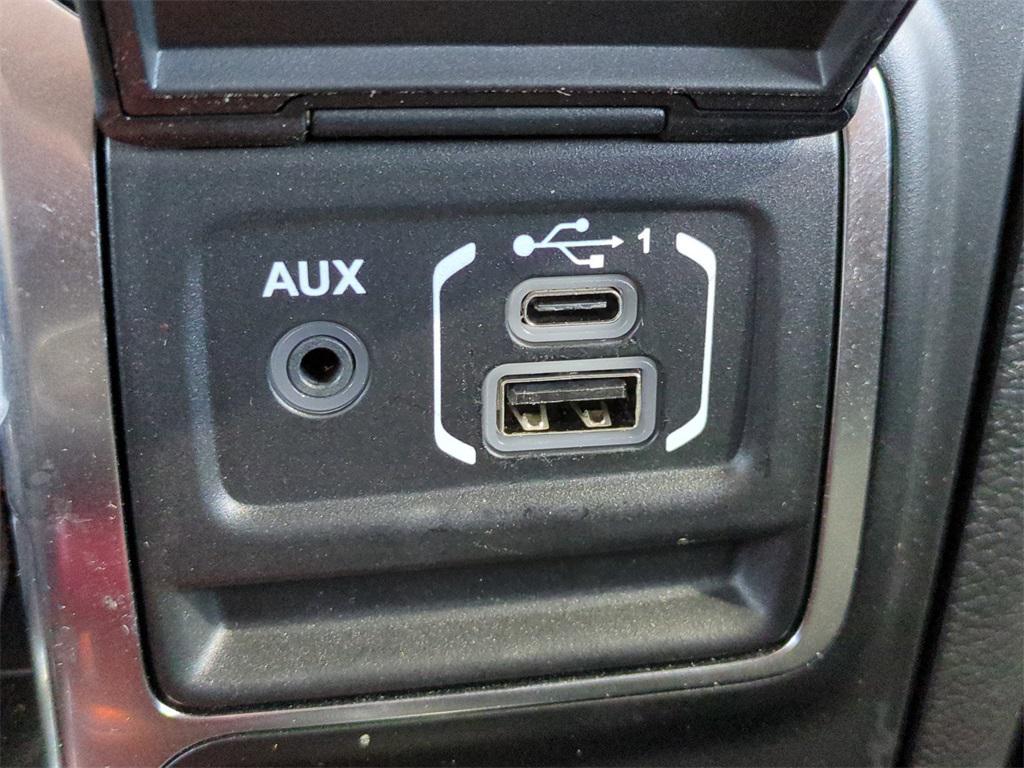 used 2022 Jeep Wrangler Unlimited car, priced at $33,120