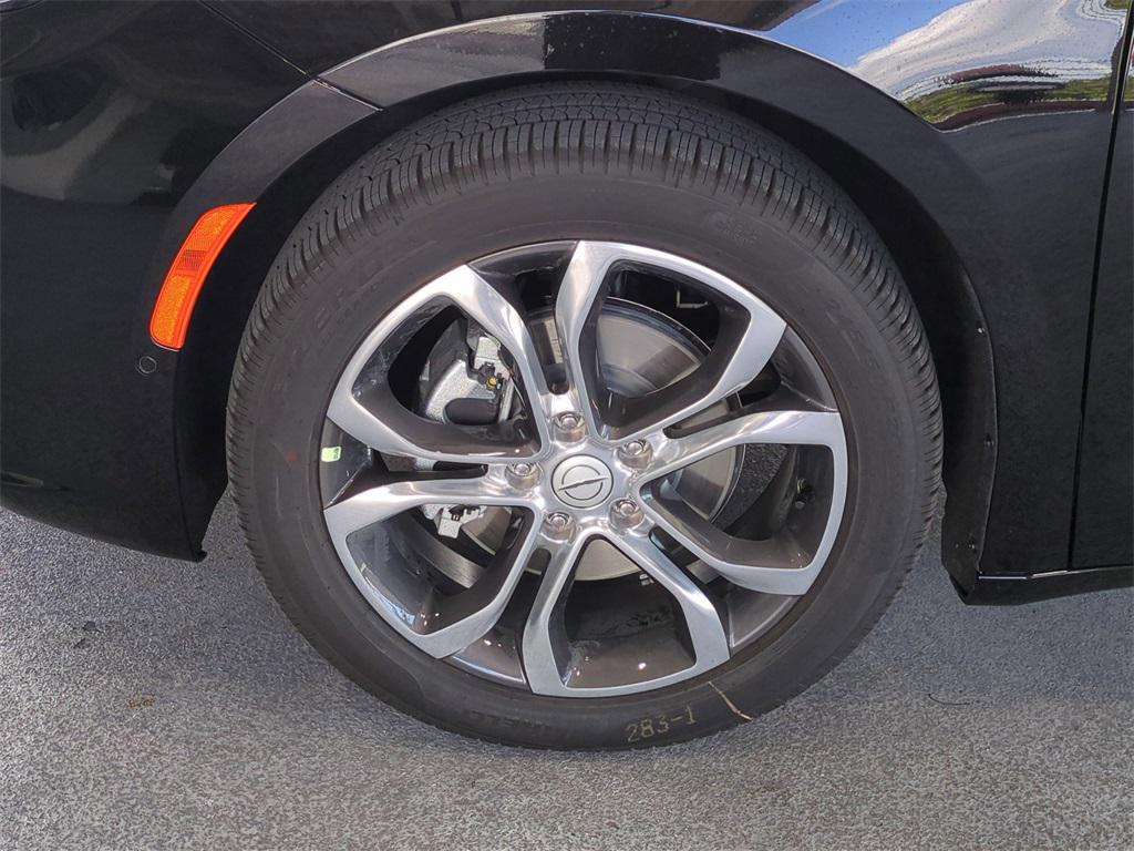 new 2026 Chrysler Pacifica car, priced at $52,622