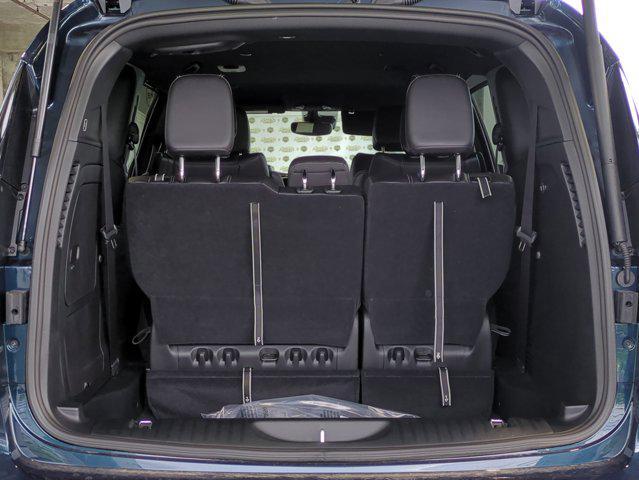 new 2025 Chrysler Pacifica Hybrid car, priced at $41,152