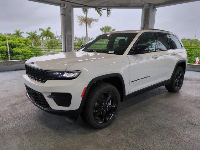 new 2025 Jeep Grand Cherokee car, priced at $39,128