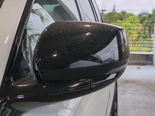 new 2025 Jeep Grand Cherokee car, priced at $39,128