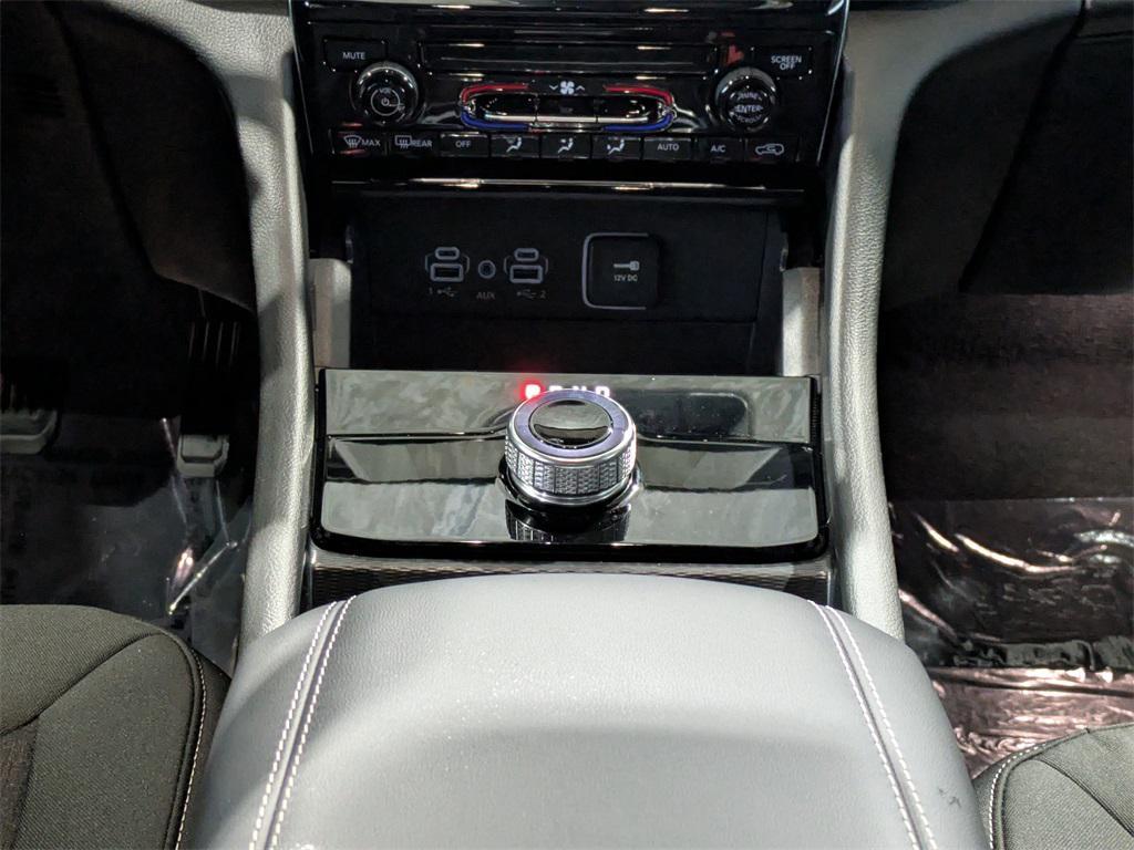 new 2025 Jeep Grand Cherokee L car, priced at $34,427