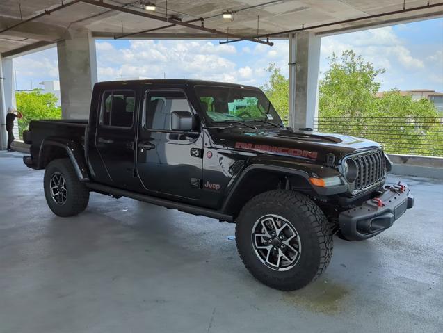 new 2024 Jeep Gladiator car, priced at $57,827