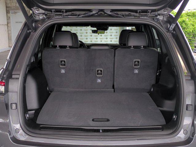 new 2025 Jeep Grand Cherokee car, priced at $35,161