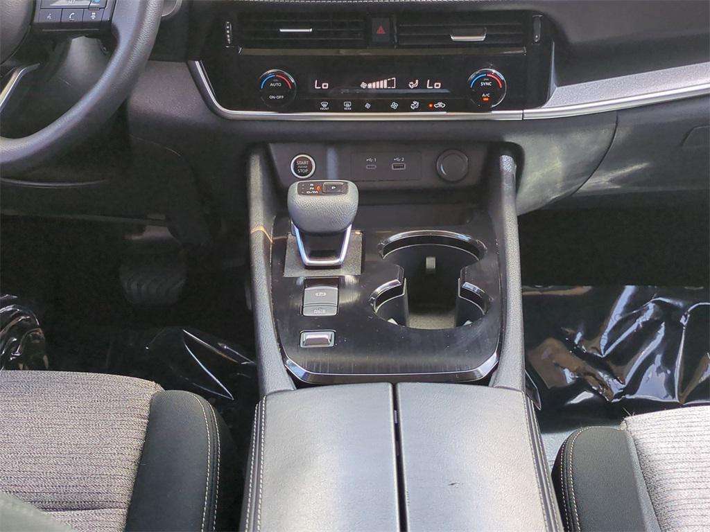 used 2021 Nissan Rogue car, priced at $18,024