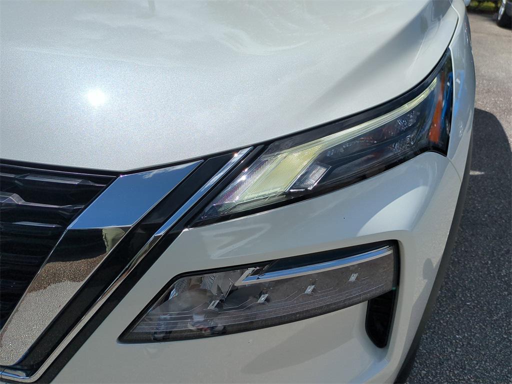 used 2021 Nissan Rogue car, priced at $18,024