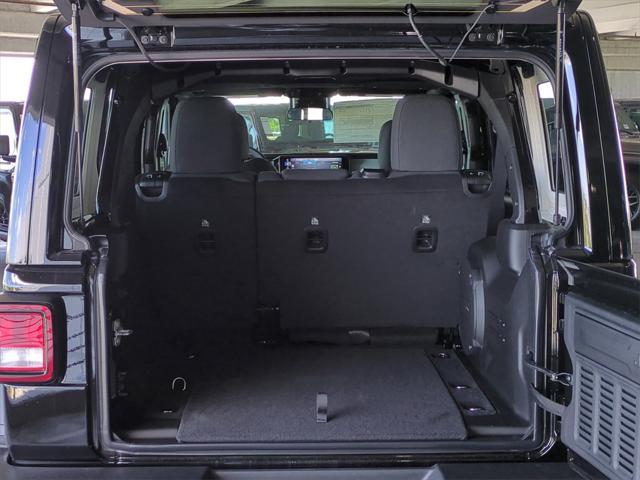 new 2025 Jeep Wrangler car, priced at $44,218