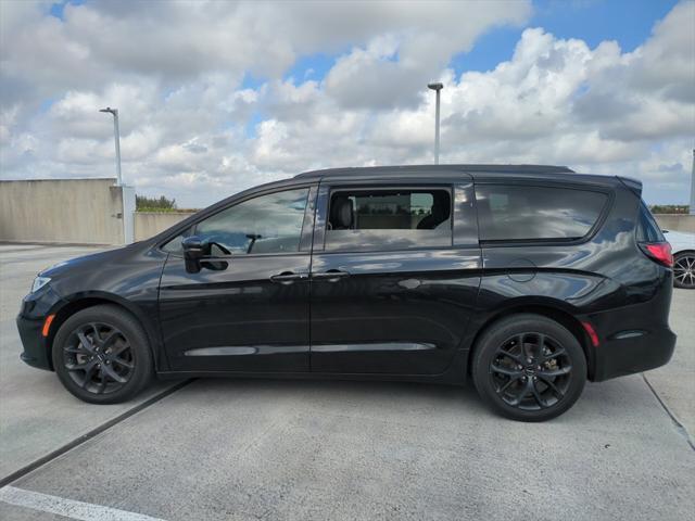 used 2021 Chrysler Pacifica car, priced at $32,500