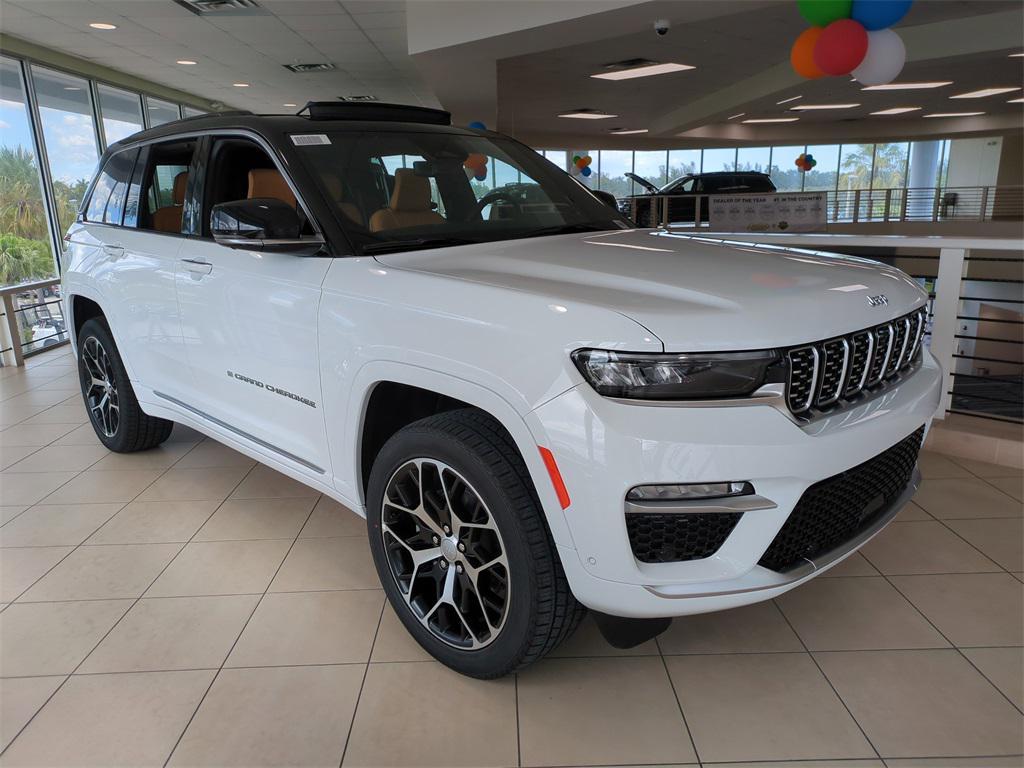 new 2025 Jeep Grand Cherokee car, priced at $61,051