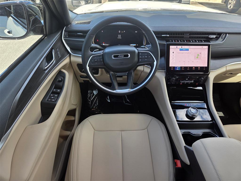 new 2025 Jeep Grand Cherokee car, priced at $36,609