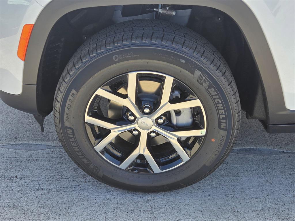 new 2025 Jeep Grand Cherokee car, priced at $36,609