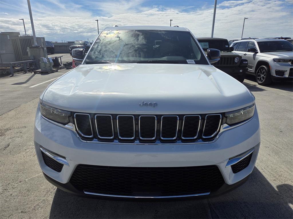 new 2025 Jeep Grand Cherokee car, priced at $36,609