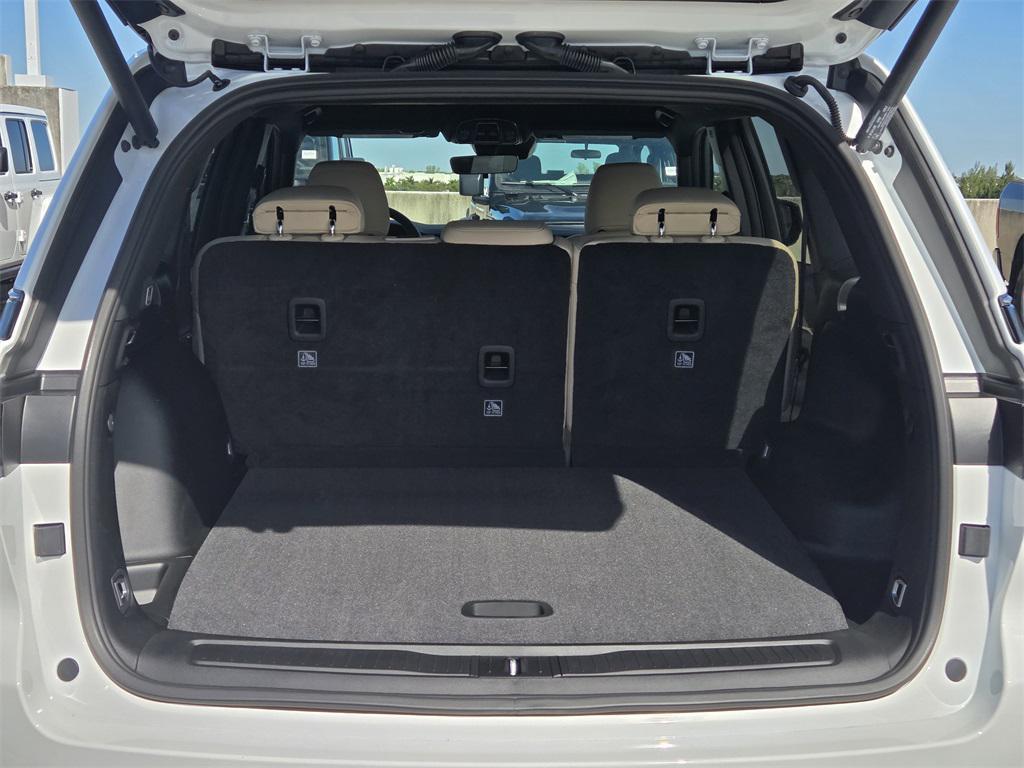 new 2025 Jeep Grand Cherokee car, priced at $36,609