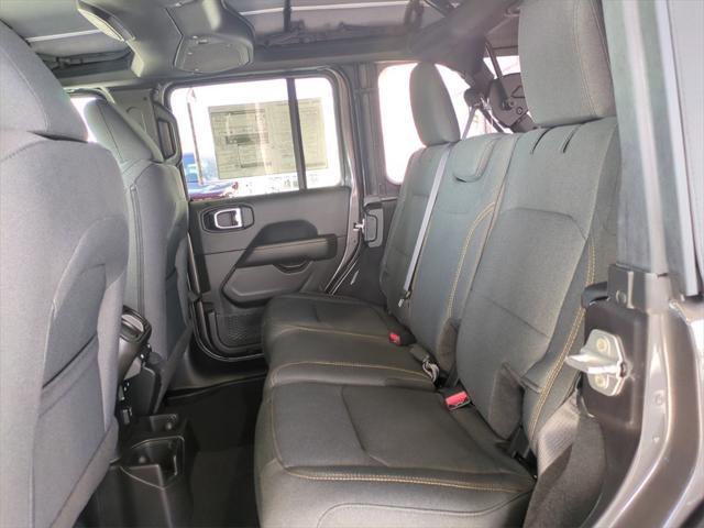 new 2025 Jeep Wrangler car, priced at $45,071
