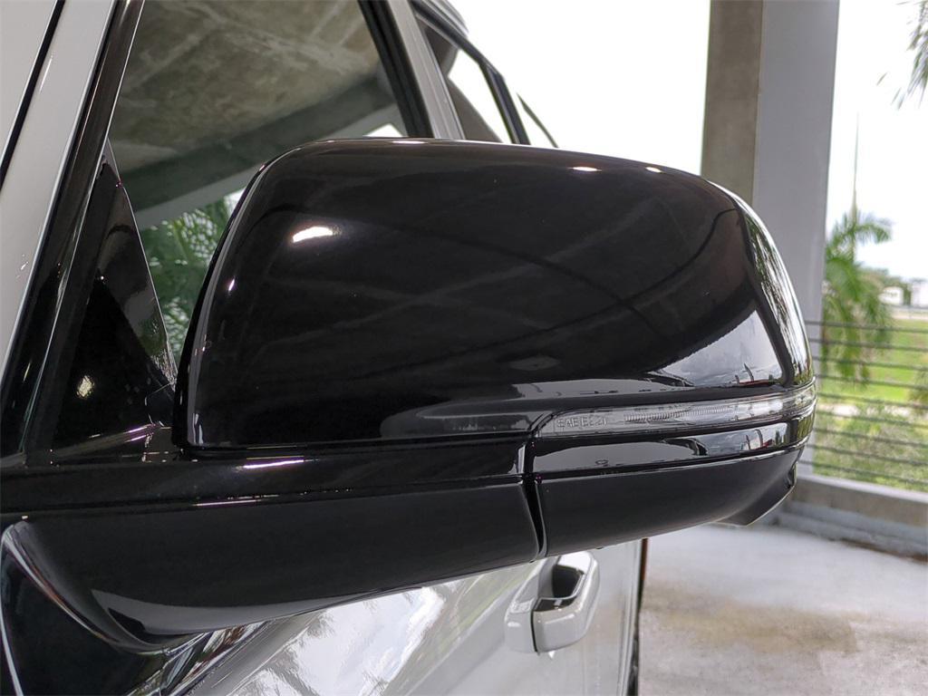 new 2025 Jeep Wagoneer L car, priced at $71,652