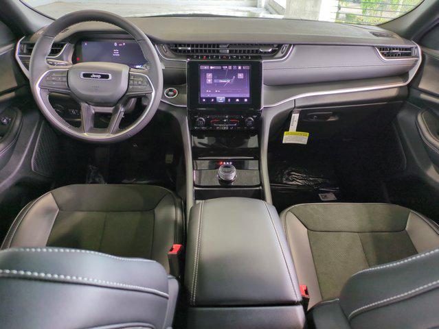new 2025 Jeep Grand Cherokee car, priced at $35,161
