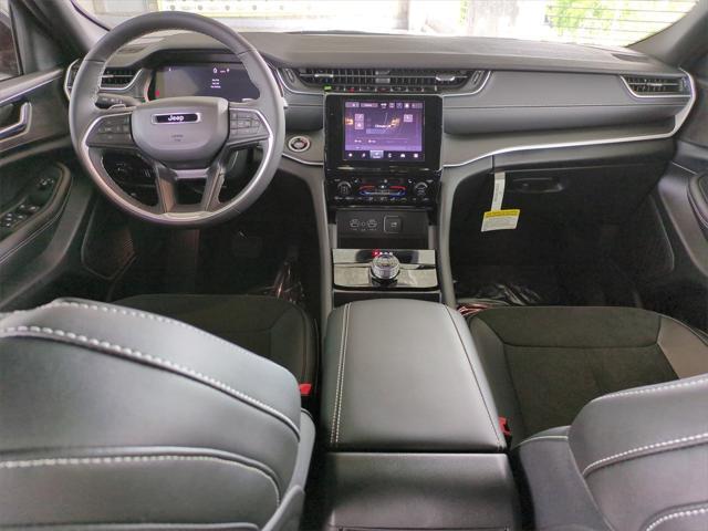 new 2025 Jeep Grand Cherokee car, priced at $35,161
