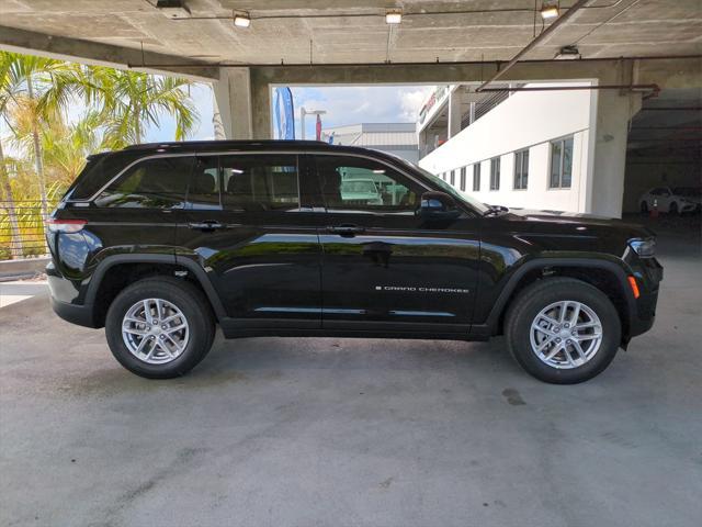 new 2025 Jeep Grand Cherokee car, priced at $33,569