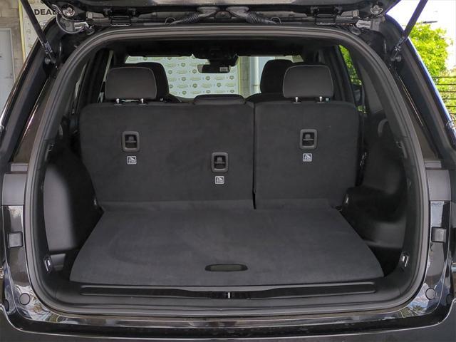 new 2025 Jeep Grand Cherokee car, priced at $33,569