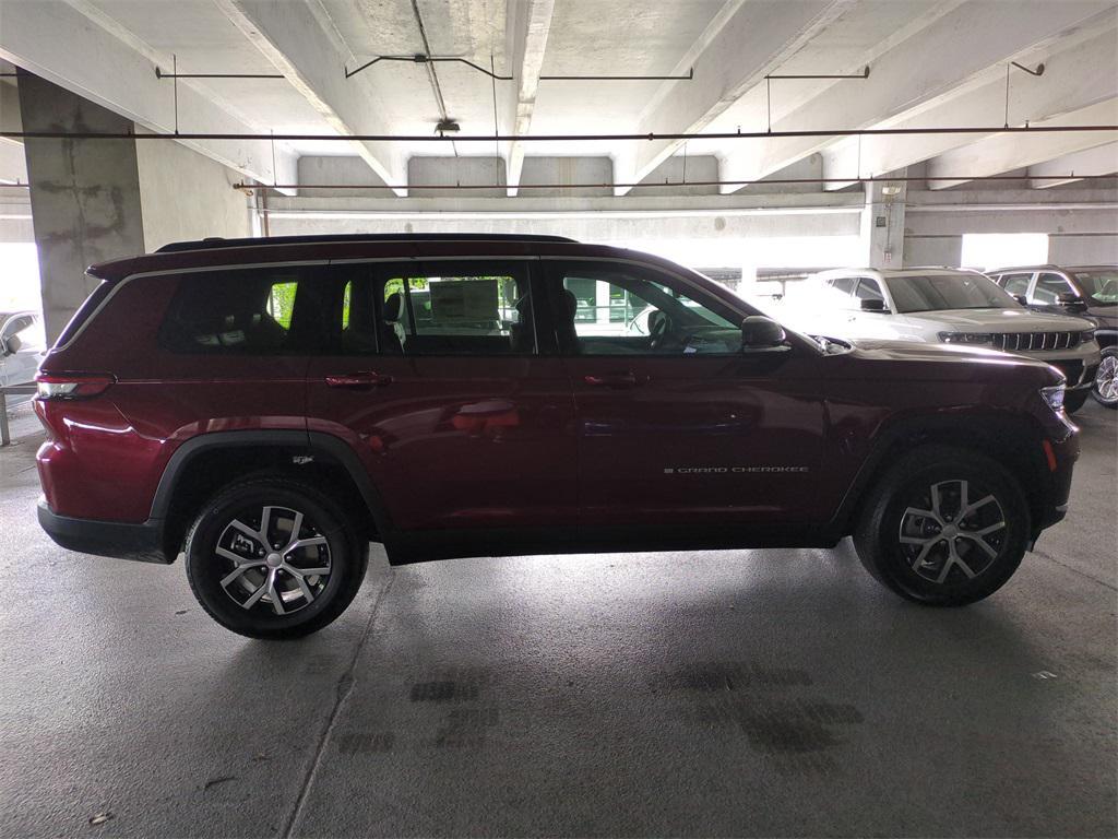 new 2025 Jeep Grand Cherokee L car, priced at $39,695