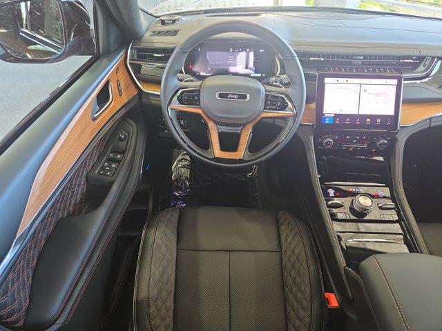 new 2025 Jeep Grand Cherokee car