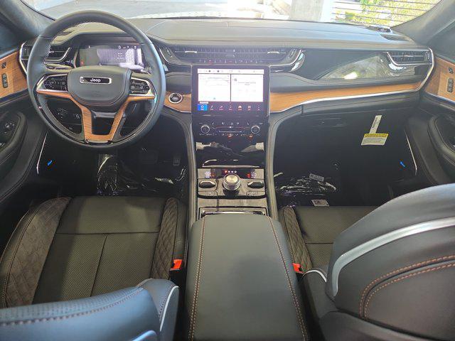 new 2025 Jeep Grand Cherokee car