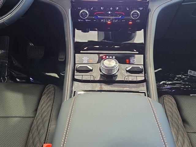 new 2025 Jeep Grand Cherokee car