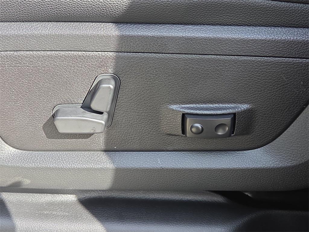 new 2025 Ram 2500 car, priced at $75,685