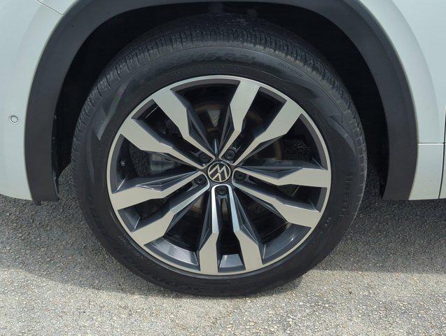 used 2021 Volkswagen Atlas Cross Sport car, priced at $28,490