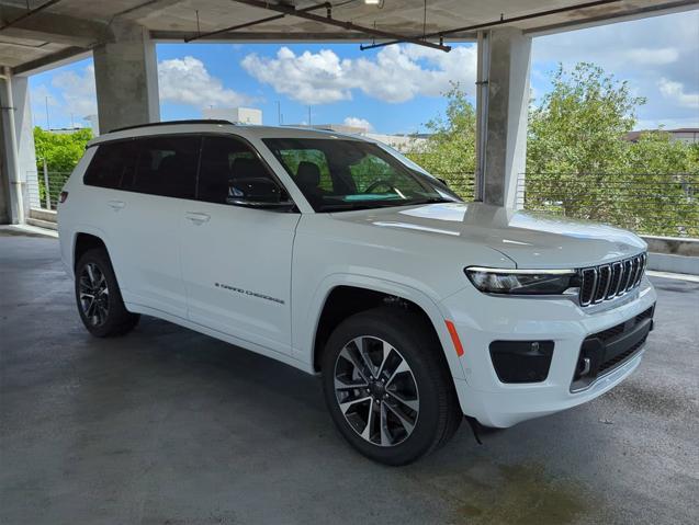 new 2024 Jeep Grand Cherokee L car, priced at $53,802