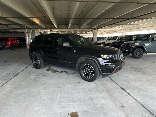 used 2020 Jeep Grand Cherokee car, priced at $28,098