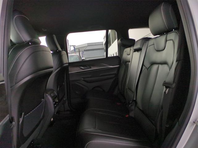 new 2025 Jeep Grand Cherokee car, priced at $39,623
