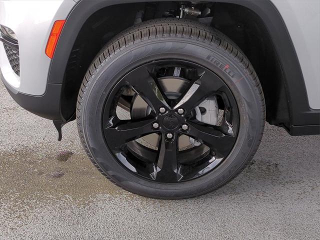 new 2025 Jeep Grand Cherokee car, priced at $39,623