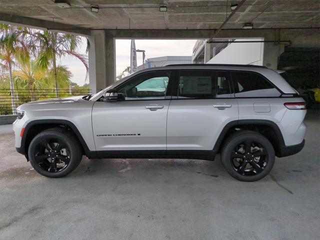 new 2025 Jeep Grand Cherokee car, priced at $39,623