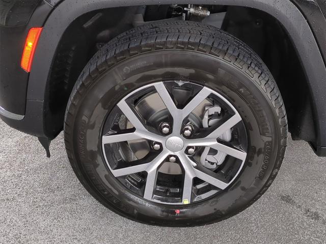 new 2025 Jeep Grand Cherokee L car, priced at $37,493