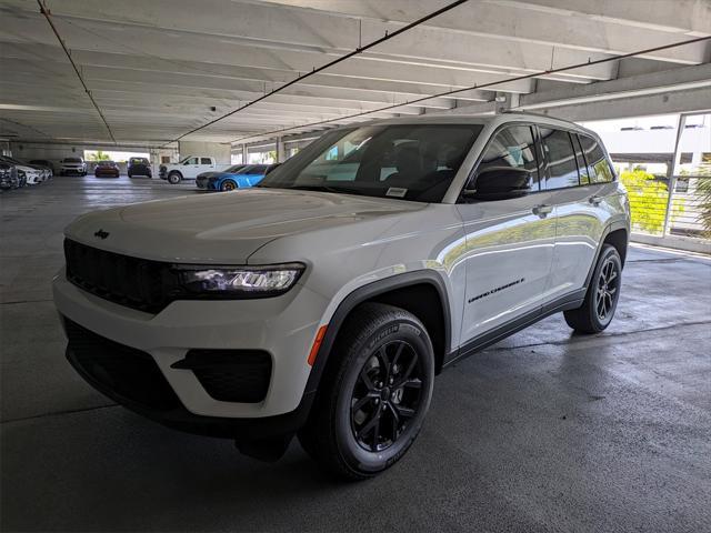 new 2025 Jeep Grand Cherokee car, priced at $36,022