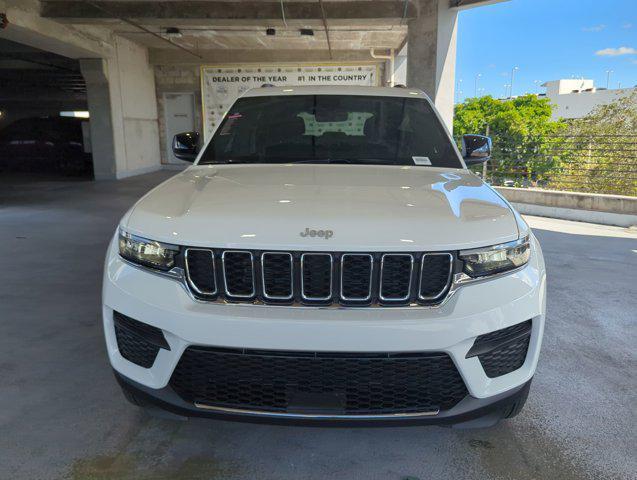 new 2025 Jeep Grand Cherokee car, priced at $39,595