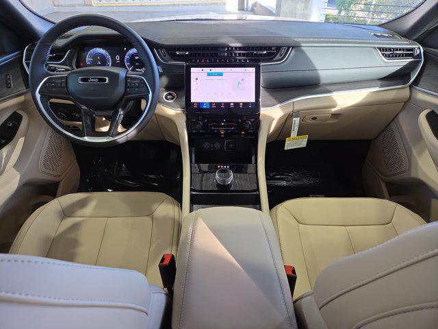 new 2025 Jeep Grand Cherokee car, priced at $37,150