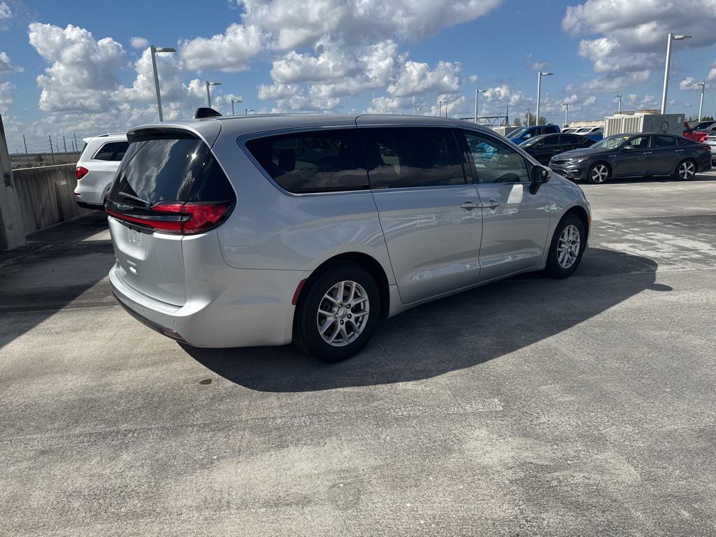 used 2023 Chrysler Pacifica car, priced at $23,057