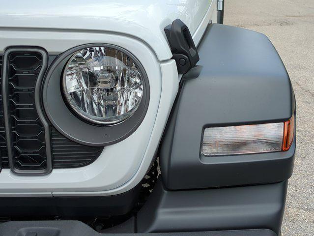 new 2025 Jeep Wrangler car, priced at $39,834