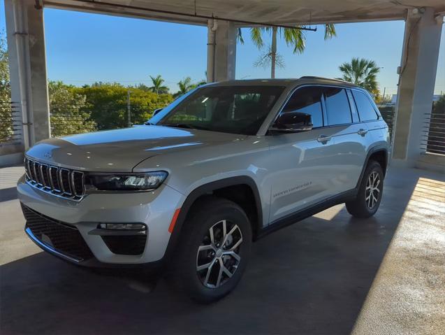 new 2024 Jeep Grand Cherokee car, priced at $45,135