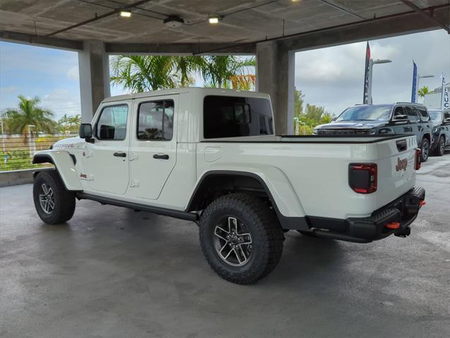 new 2024 Jeep Gladiator car, priced at $57,977