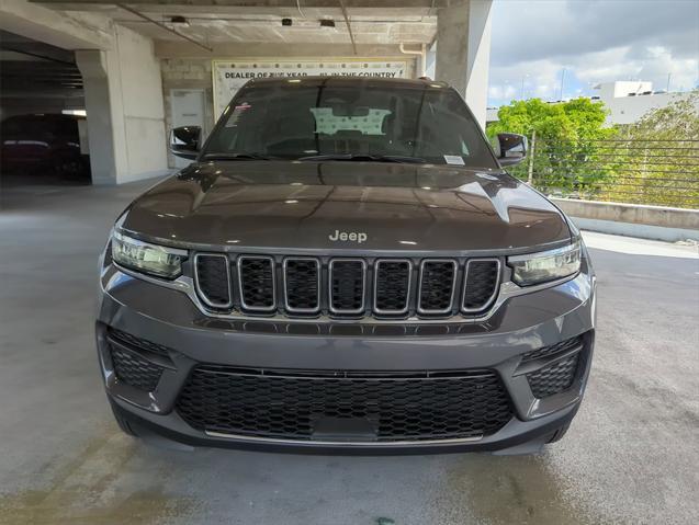 new 2025 Jeep Grand Cherokee car, priced at $37,363