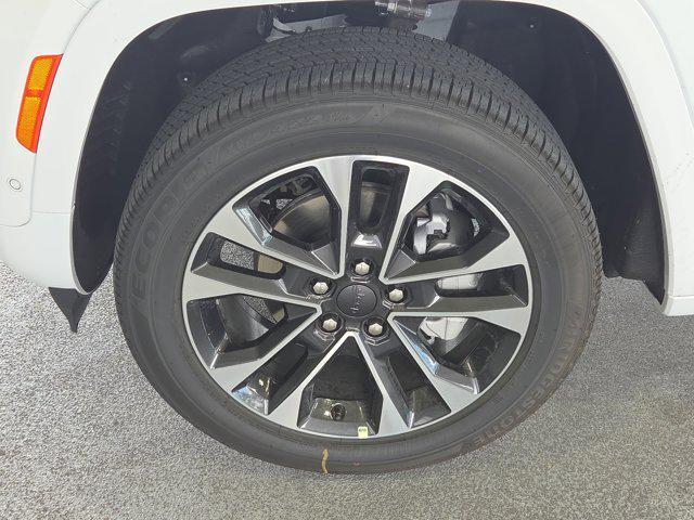 new 2025 Jeep Grand Cherokee car