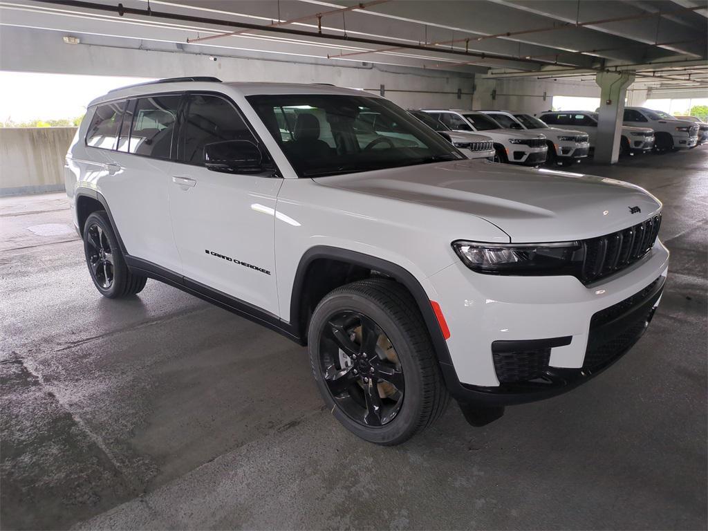 new 2025 Jeep Grand Cherokee L car, priced at $44,213