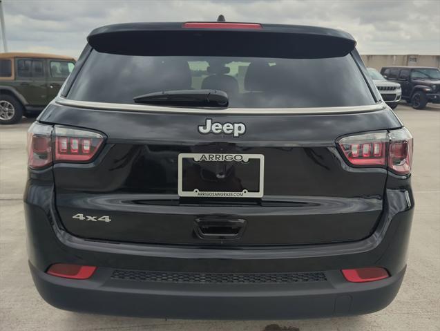 new 2025 Jeep Compass car, priced at $28,090