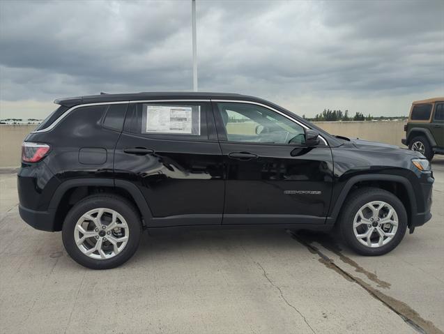 new 2025 Jeep Compass car, priced at $28,090