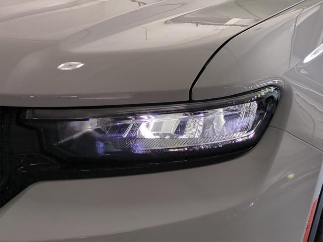 new 2025 Jeep Grand Cherokee car, priced at $40,625