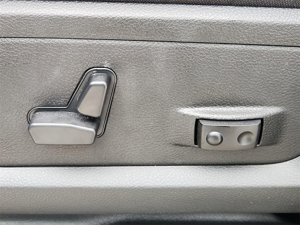 new 2024 Ram 2500 car, priced at $63,518
