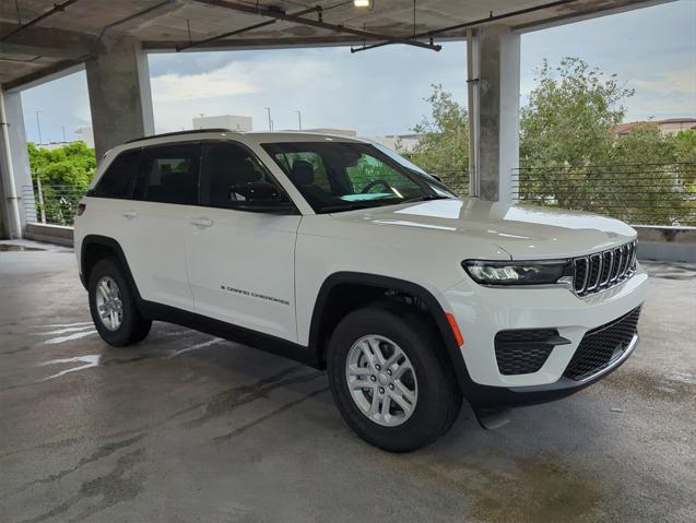 new 2025 Jeep Grand Cherokee car, priced at $37,972